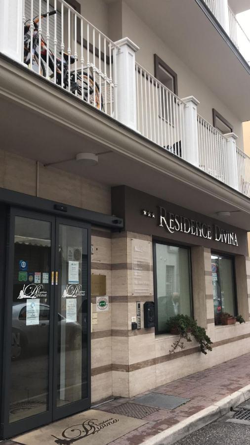Residence Divina Rimini Exterior photo