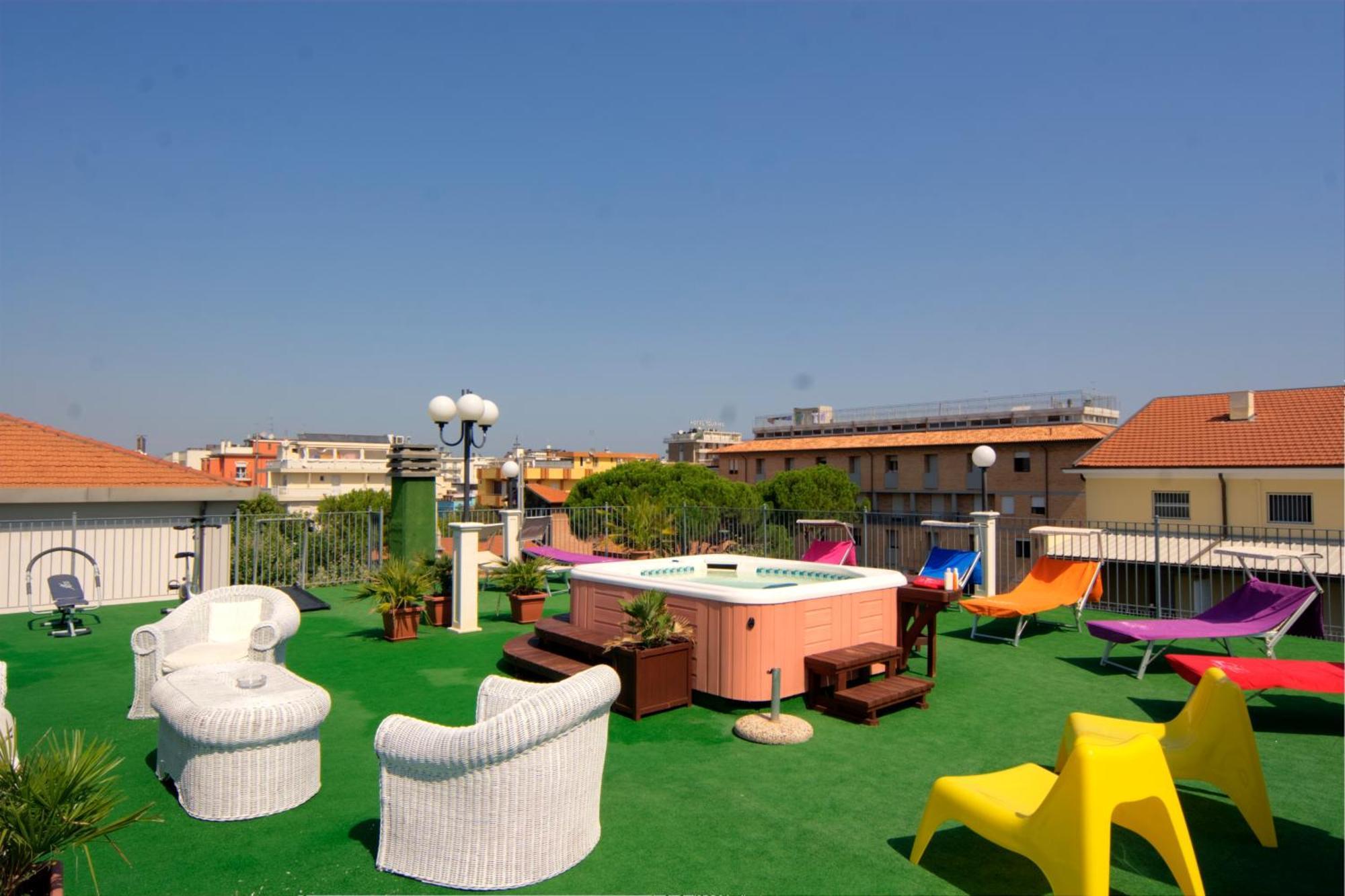 Residence Divina Rimini Exterior photo